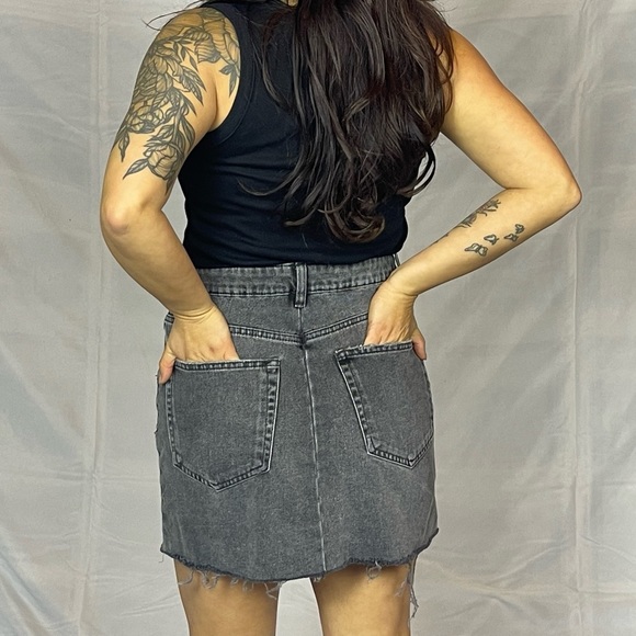 Zara Black Jean Skirt - Picture 3 of 6